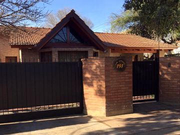 CARLOS PAZ- SANTA RITA DEL LAGO-GRAN CASA 3 Dorm-Pileta-Doble cochera-