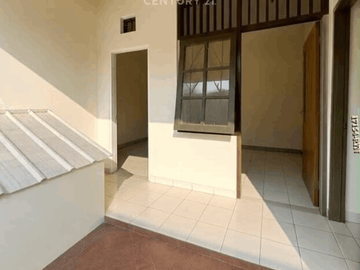 Disewakan Rumah Baru Selesai Renovasi Di Sektor 3 Bintaro