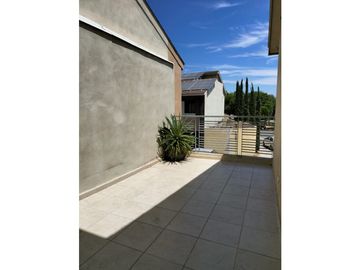 CASA EN VENTA ZONA LAS LOMAS, CUMBRES, GARCA