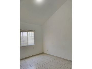 CASA EN VENTA ZONA LAS LOMAS, CUMBRES, GARCA