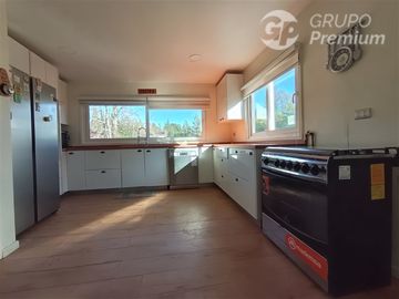 Casa Mediterránea con Vista al Volcán / 4D + Piscina