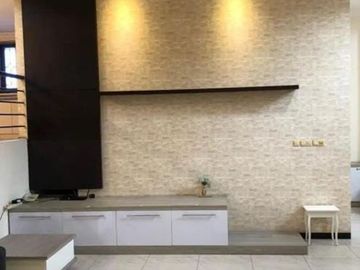 Rumah Hook Minimalis 2 Lantai Prapen Indah Timur Surabaya