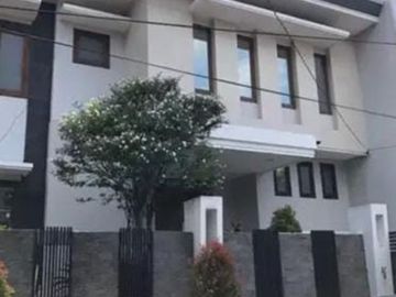 Rumah Hook Minimalis 2 Lantai Prapen Indah Timur Surabaya