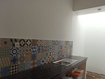 Rumah Baru 3 Lantai Modern Minimalis One Gate System Cipinang Rawamangun
