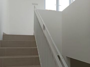 Rumah Baru 3 Lantai Modern Minimalis One Gate System Cipinang Rawamangun