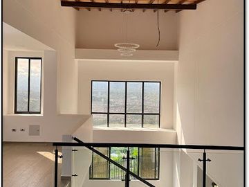 VENTA de CASAS en GIRON