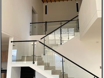 VENTA de CASAS en GIRON
