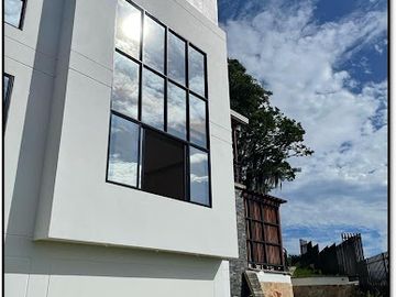 VENTA de CASAS en GIRON