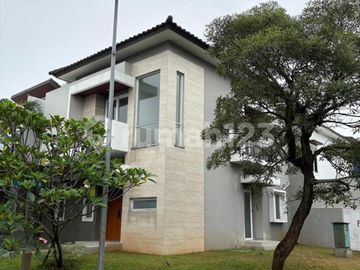 Juallll Cepppaaattt !!!!Rumah Dithe Icon Cosmo BSD City Tangerang