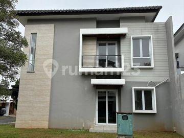 Juallll Cepppaaattt !!!!Rumah Dithe Icon Cosmo BSD City Tangerang