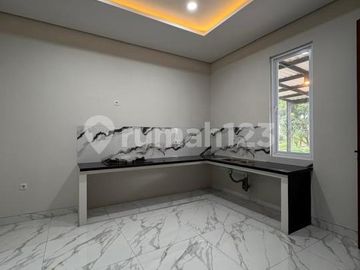 Juallll Cepppaaattt !!!!Rumah Dithe Icon Cosmo BSD City Tangerang