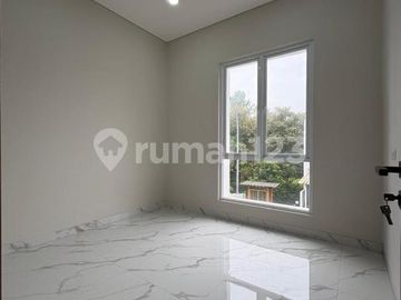 Juallll Cepppaaattt !!!!Rumah Dithe Icon Cosmo BSD City Tangerang