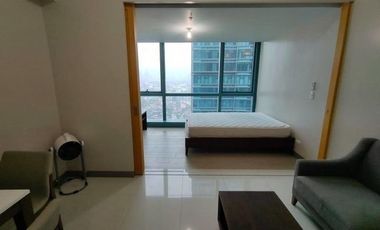 ONEUPTOWNSOUTH20BX: For Sale Fully Furnished 1BR no Balcony Unit in One Uptown BGC