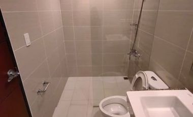 ONEUPTOWNSOUTH20BX: For Sale Fully Furnished 1BR no Balcony Unit in One Uptown BGC
