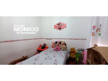 venta casa 3 amb con pileta  paso del rey