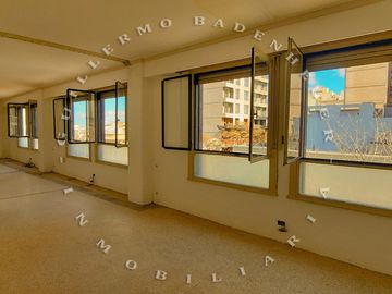 IMPERDIBLE INVERSIÓN EN BAHÍA BLANCA - PISO COMPLETO USD 100.000