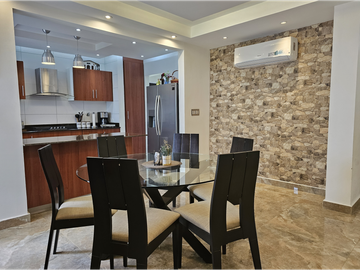 Se Vende Casa en Costa Verde