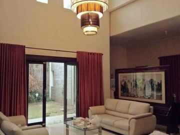 Rumah 2 Lantai Luas 375 di Villa Puncak Tidar kota Malang