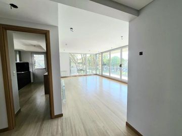 Departamento de 3 ambientes con cochera opicional a estrenar en Martinez