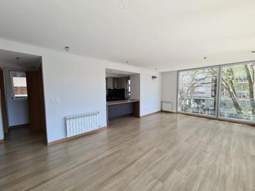 Departamento de 3 ambientes con cochera opicional a estrenar en Martinez