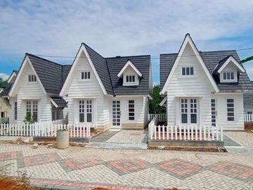 WARGA HALIM RUMAH EROPA 2 LANTAI SOLD 100 UNIT+ DI KAWASAN WISATA BOGOR CURUG