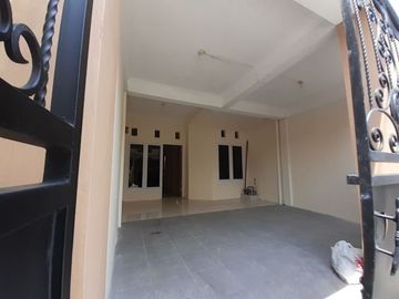 Rumah Modern Minimalis Jalan Cancer Tambaksari Surabaya