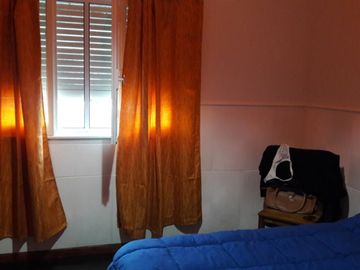 Casa PH en venta en Sarandi Oeste