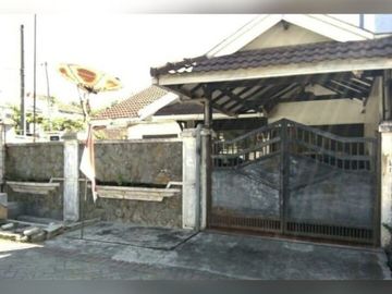 rumah semi furnish di Darmo harapan