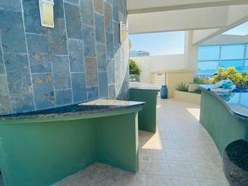 SE VENDE PENTHOUSE (DEPARTAMENTO) DE LUJO DE 3 DORMITORIOS, FULL AMOBLADO Y EQUIPADO EN EL MALECÓN SALINAS