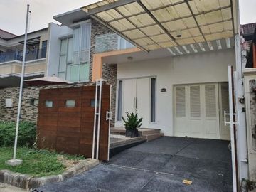 Disewakan Rumah di Duren Sawit - Jakarta Timur