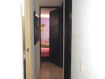 apartamento en venta en arboleda. Cod V82831