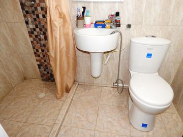 apartamento en venta en arboleda. Cod V82831