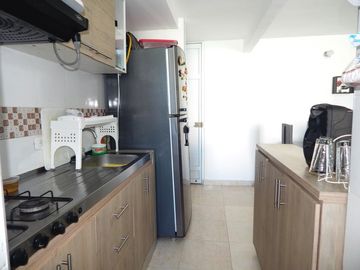 apartamento en venta en arboleda. Cod V82831