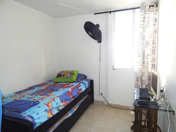 apartamento en venta en arboleda. Cod V82831