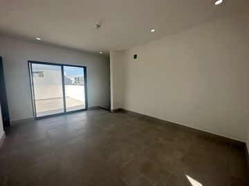 CASA EN VENTA EN CUMBRES SANTORAL - GARCIA