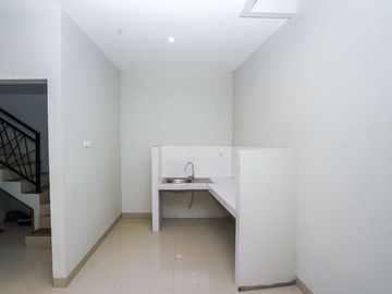 Rumah 2 Lt Siap Huni 10 Mnt ke Gerbang TOL Cibubur Dibantu KPR J-51896