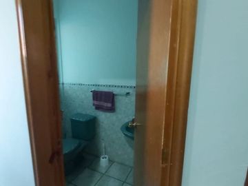 CASA EN VENTA EN CENTRO HISTORICO DE QUERETARO, vocación oficinas, consultorios