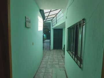 CASA EN VENTA EN CENTRO HISTORICO DE QUERETARO, vocación oficinas, consultorios