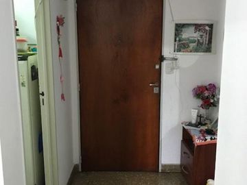 LINDO 2 AMBIENTES CONTRA FRENTE CON BALCON , MUY LUMINOSO VENTA CON RENTA HASTA OCTUBRE 2019