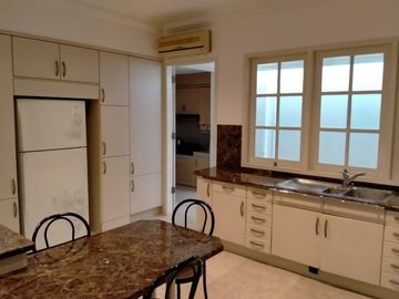 Disewakan Rumah Konsep Minimalis di Kemang Utara Jakarta Selatan