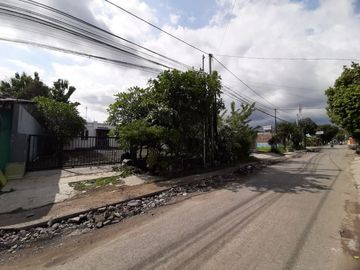 Tanah pekarangan luas di kawasan premium, Seturan, Sleman