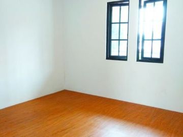 Rumah di Sukmajaya, 1Lt, Hal. Luas, Strategis di Kamboja Ry