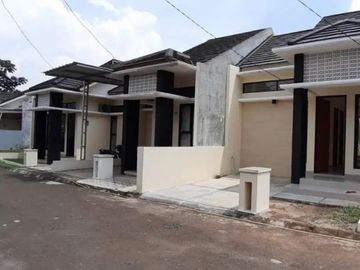 Rumah murah dengan tanah yang luas dekat tol sawangan