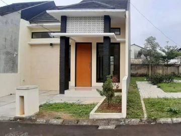 Rumah murah dengan tanah yang luas dekat tol sawangan
