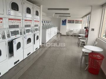 A pasos del metro Hospitales