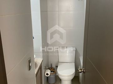 A pasos del metro Hospitales