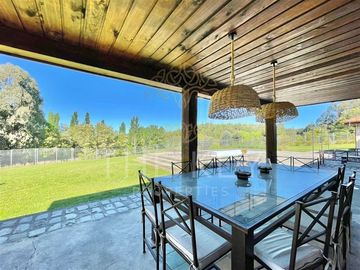 Casa en Venta en Avenida Las Industrias - Ruta 5
