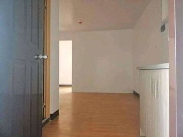 Ready to Move-In  2 Bedroom Condo Units with 15K Cash Out in Tisa, Cebu City