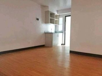 Ready to Move-In  2 Bedroom Condo Units with 15K Cash Out in Tisa, Cebu City
