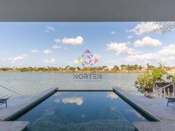 MAJESTUOSA RESIDENCIA EN VENTA EN LAGOS DEL SOL, CANCUN, Q.